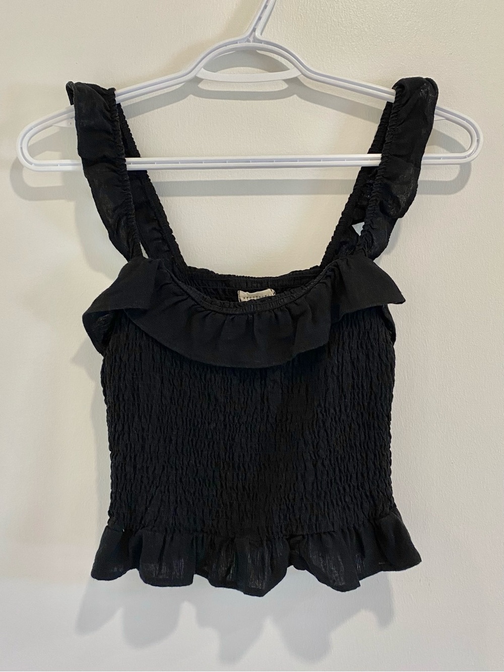 Aeropostale Black Smocked Ruffle Camisole - Picture 5 of 6